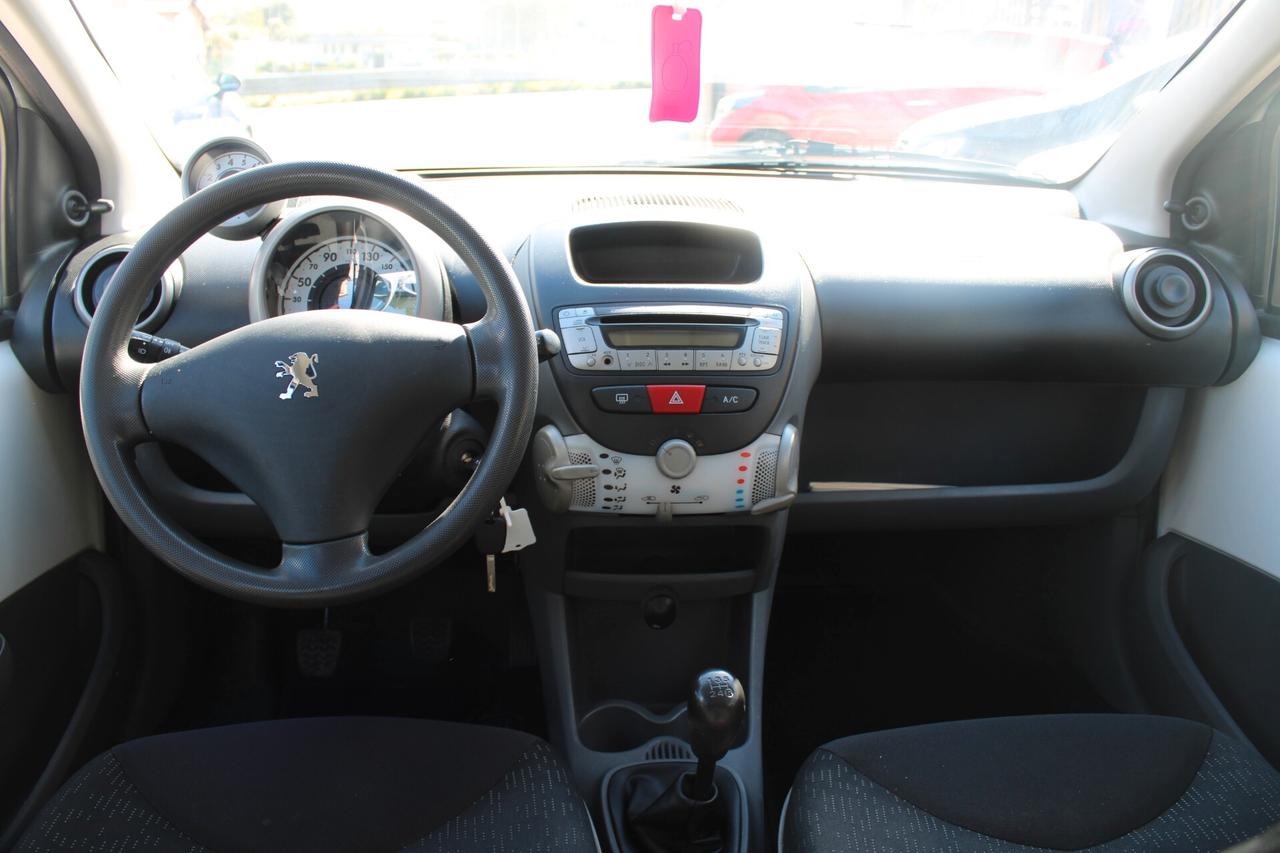Peugeot 107 1.0 68CV 5p. Plaisir
