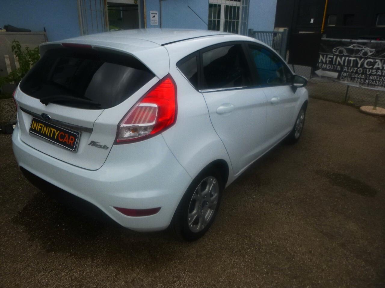 Ford Fiesta 1.5 TDCi 75CV 5 porte Titanium.NEOPATENTATI