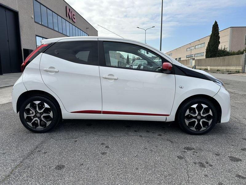 Toyota Aygo 1.0 VVT-i x-clusiv