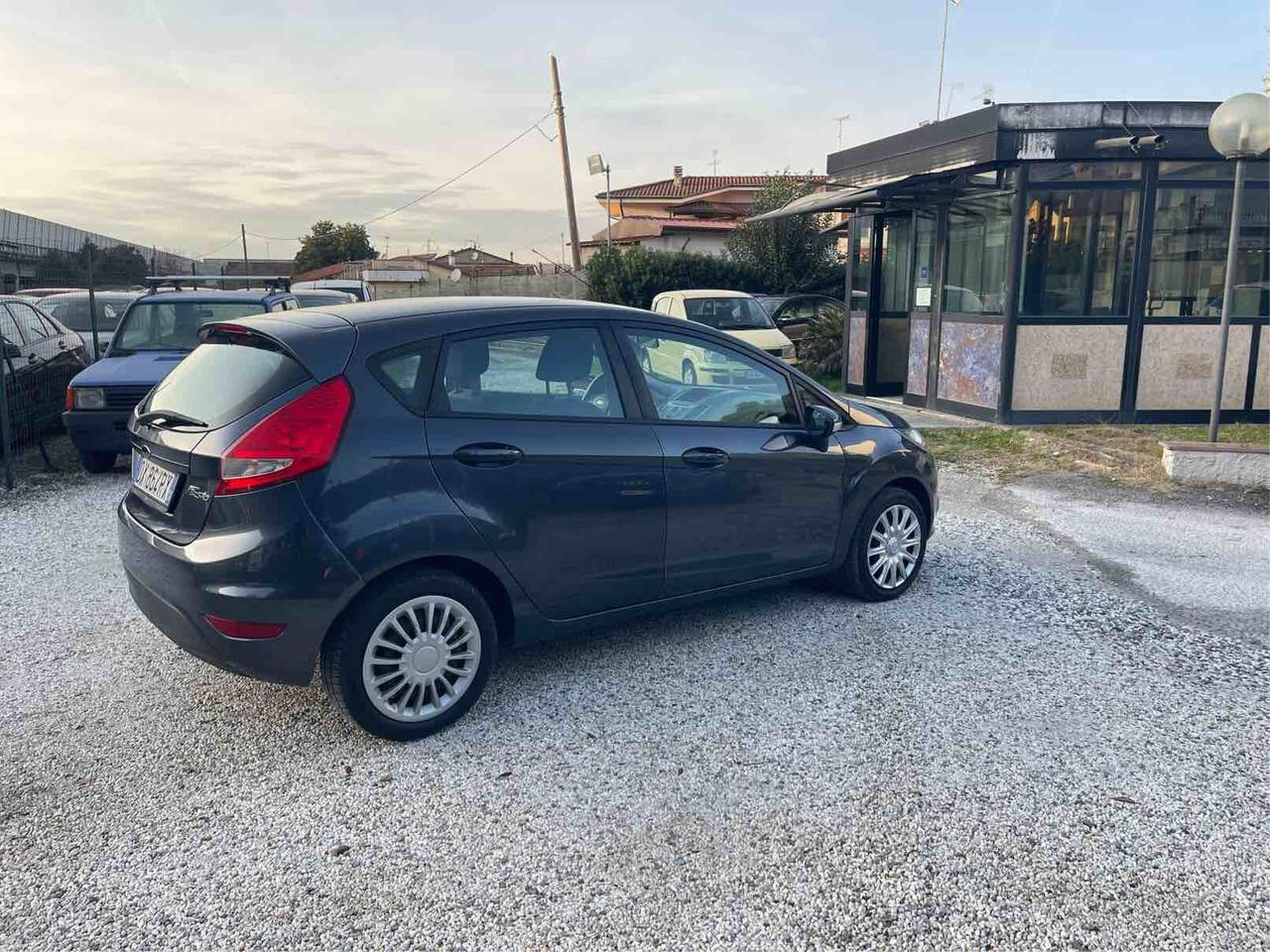 FORD FIESTA - GPL - TITANIUM