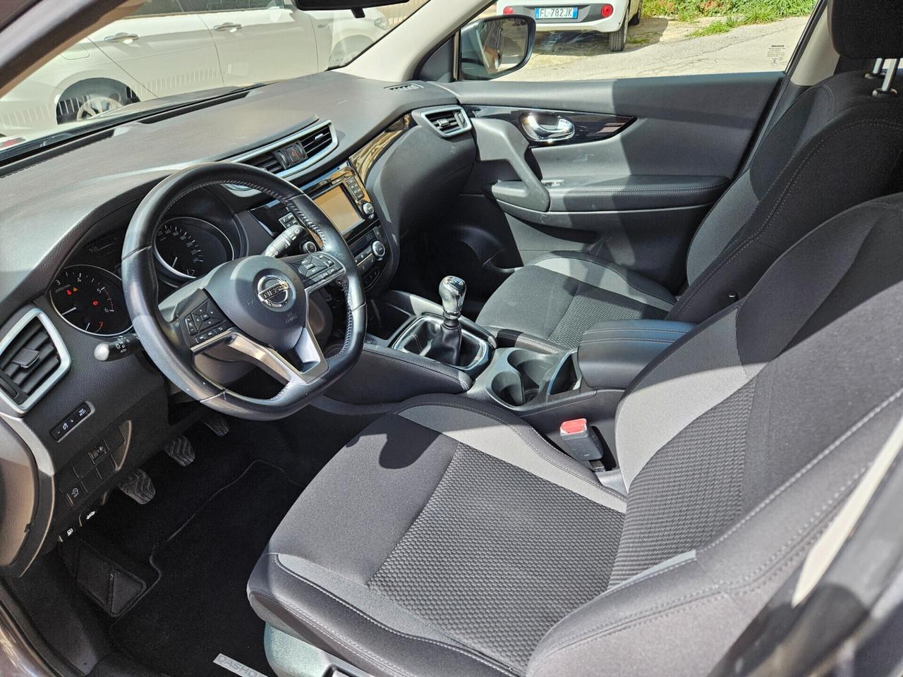 NISSAN QASHQAI 1500 DCI 115CV 85000 KM CERTIFICATI
