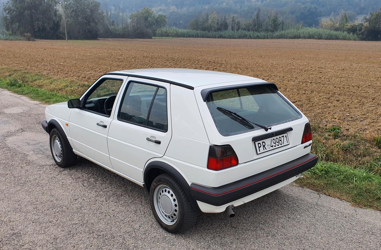 Volkswagen Golf 1.8 Syncro 5p.