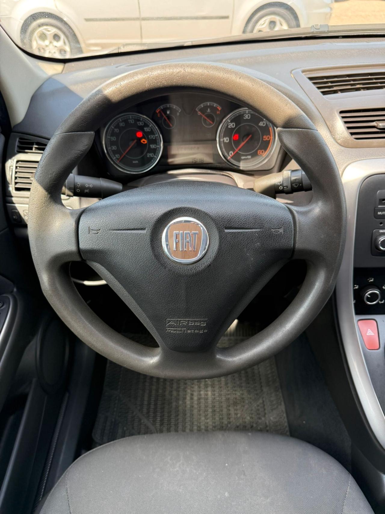 Fiat Croma 1.9 Multijet Dynamic 120 CV