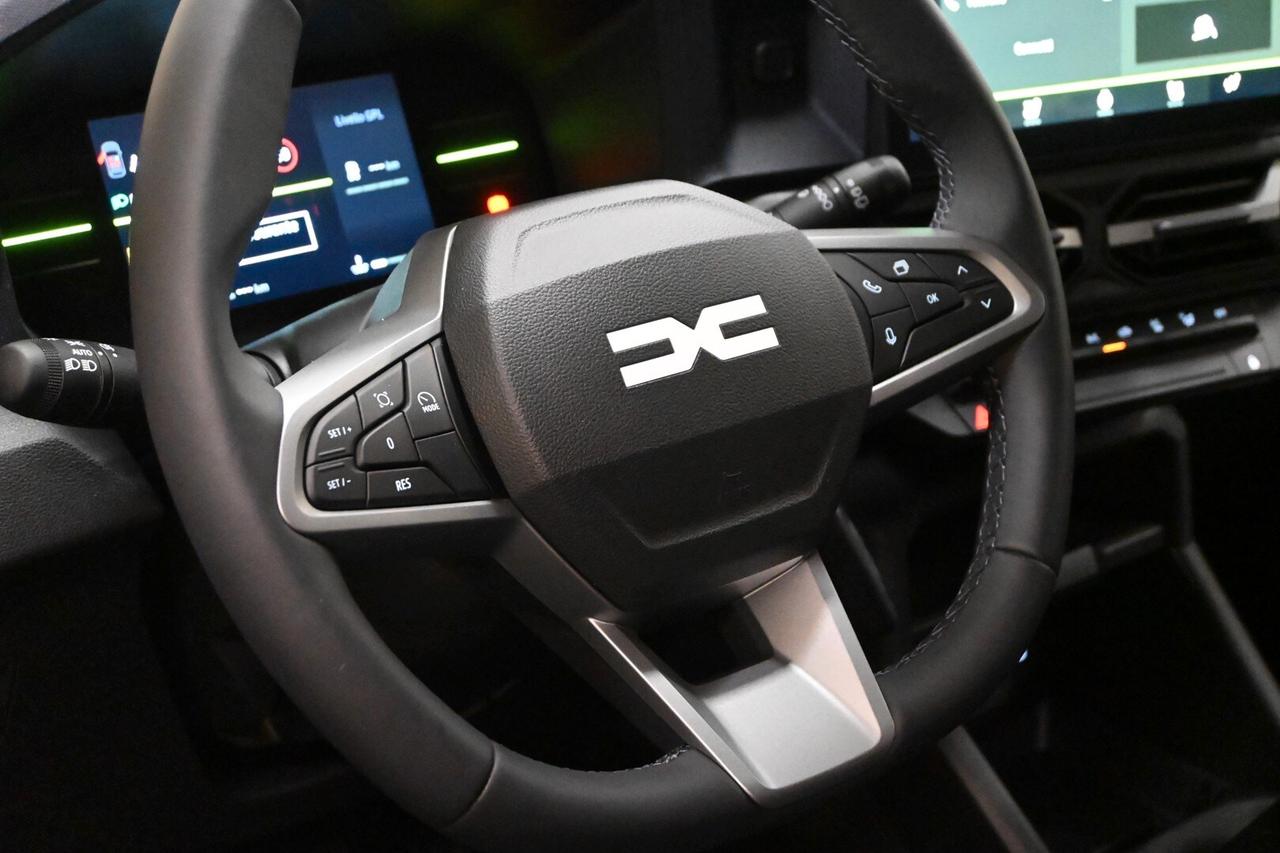 DACIA Duster 3ª serie Duster Eco-G 100 CV Expr...