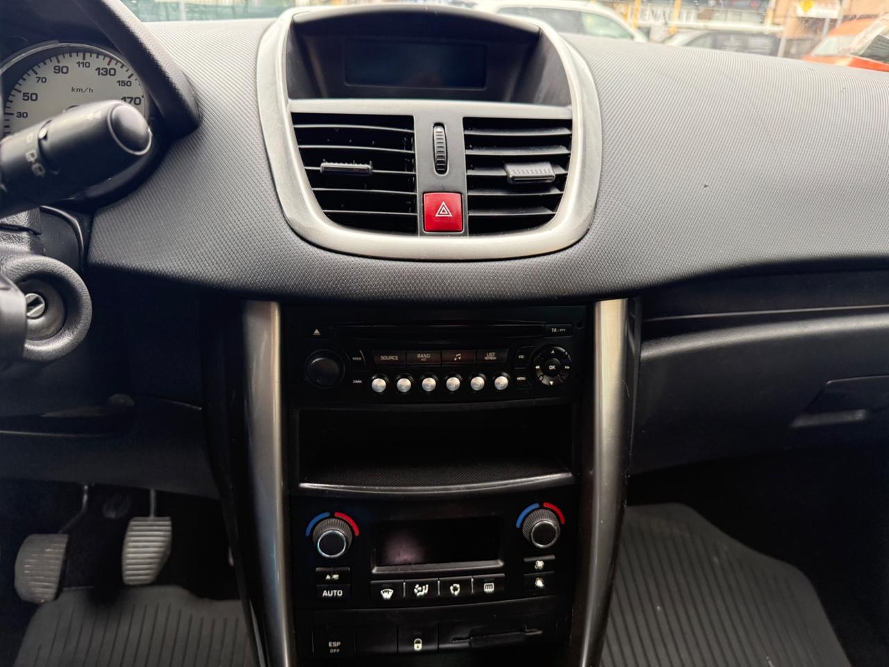 Peugeot 207 1.6 8V HDi 112CV allure