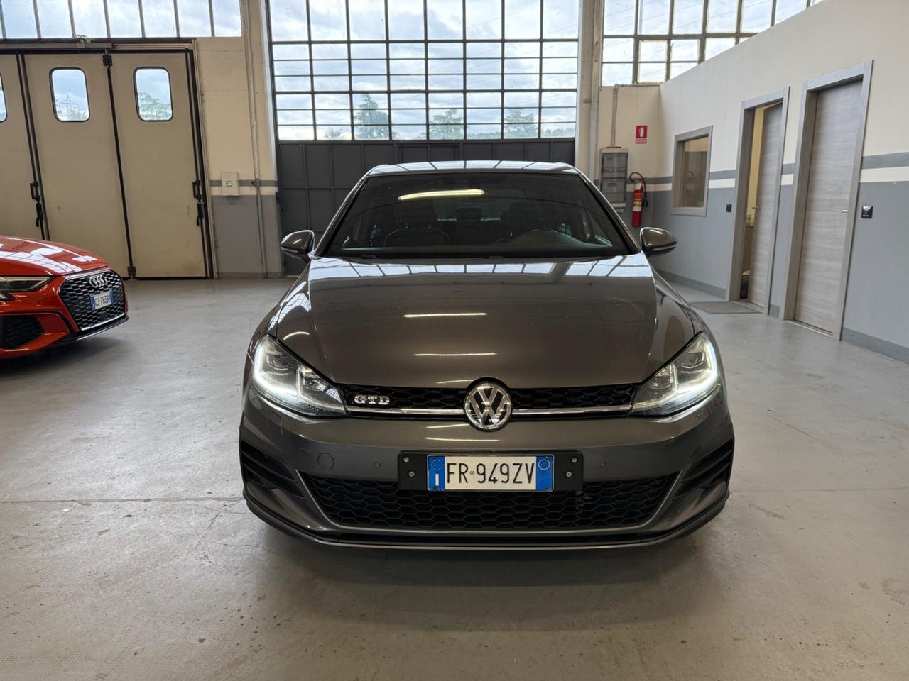 Volkswagen Golf GTD 2.0 TDI DSG 2018 184cv