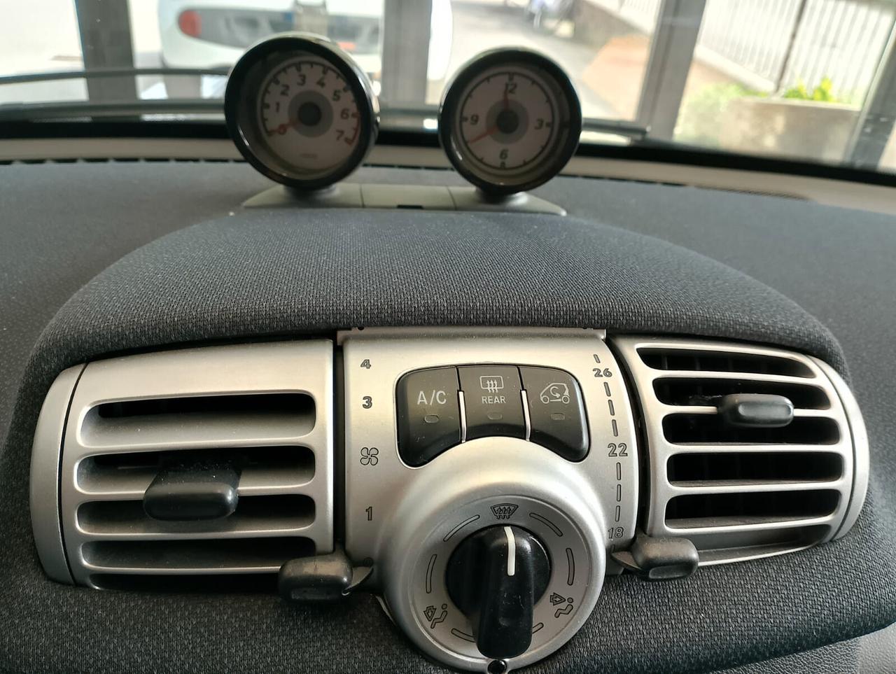 Smart ForTwo 1000 52 kW MHD coupé pulse