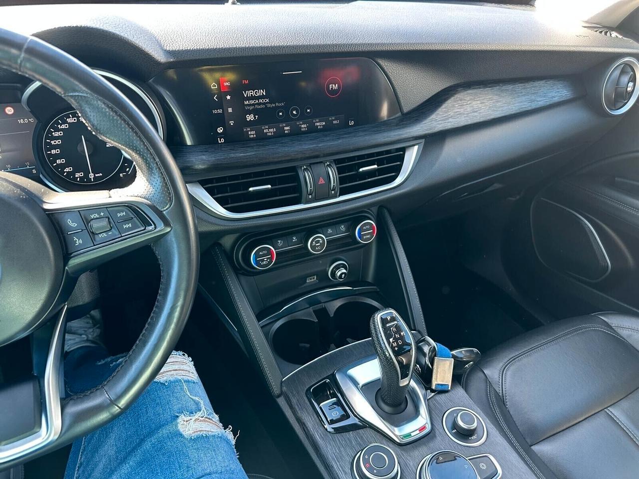 Alfa Romeo Stelvio 2.2 Turbodiesel 190 CV AT8 RWD Super