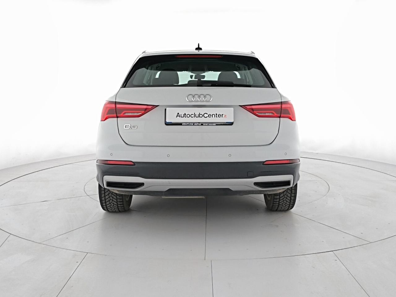 Audi Q3 35 2.0 tdi Business Advanced