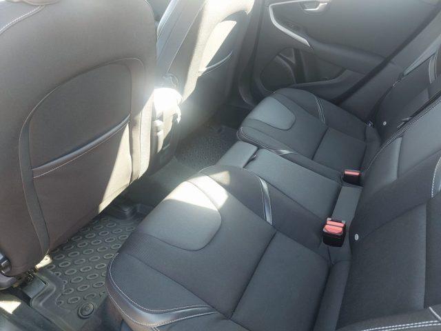 VOLVO V40 D2 Inscription