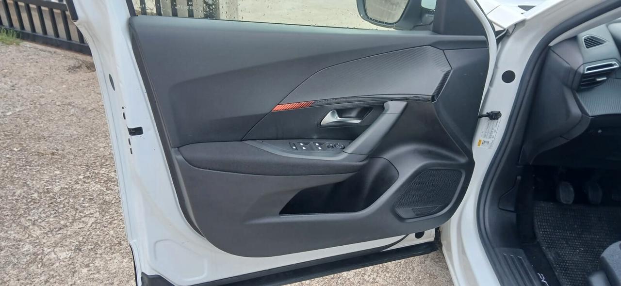 Peugeot 2008 BlueHDi 110 S&S Allure Pack - 2021