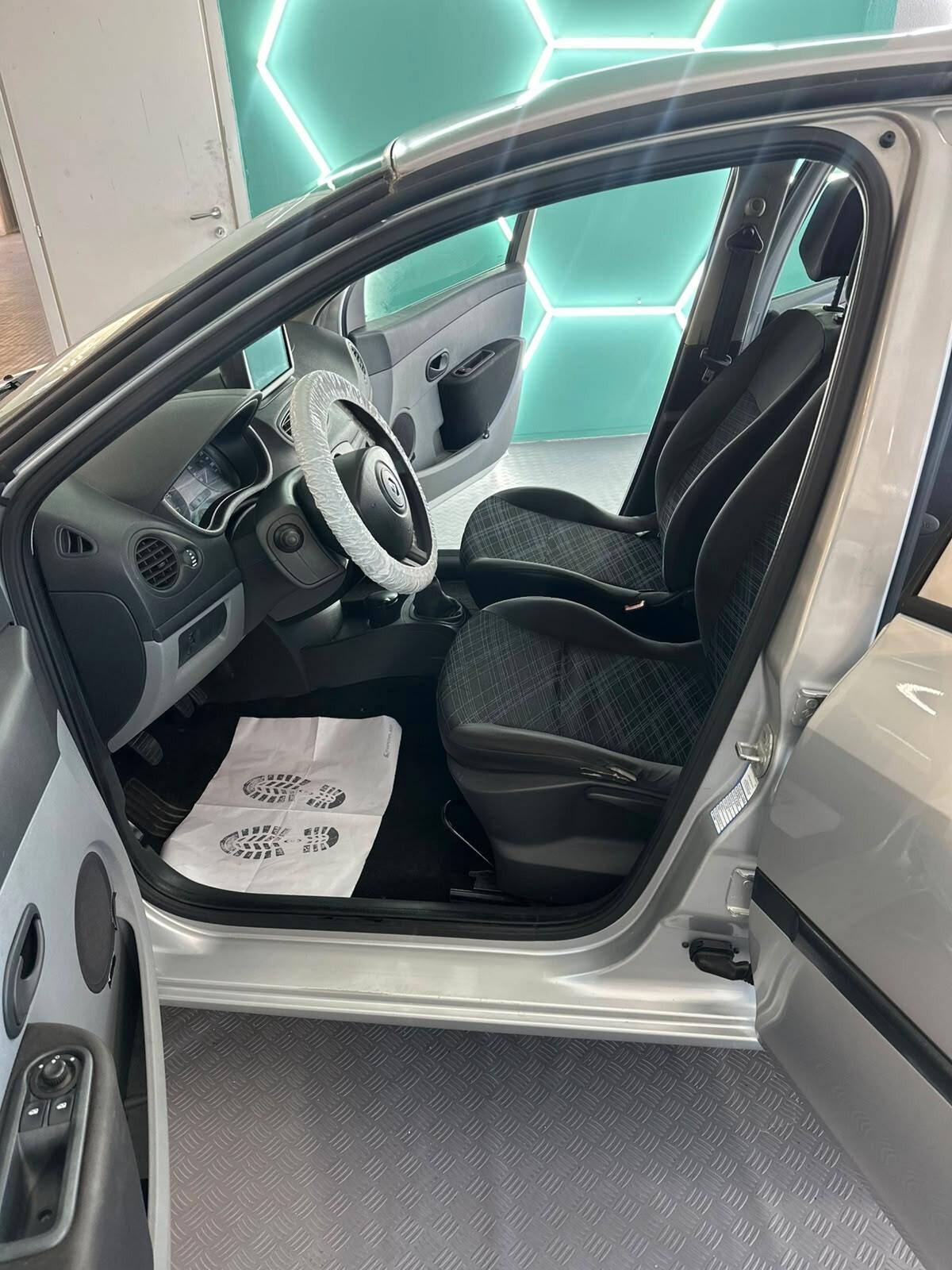 Renault Clio Storia 1.2 5 porte Confort