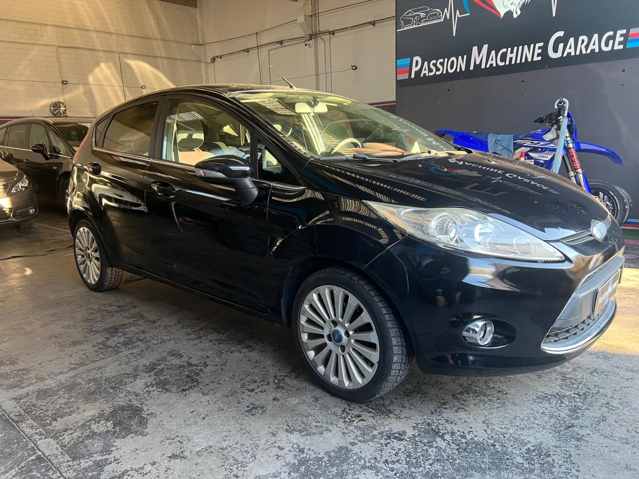 Ford Fiesta 1.4 5 porte Bz.- GPL Titanium