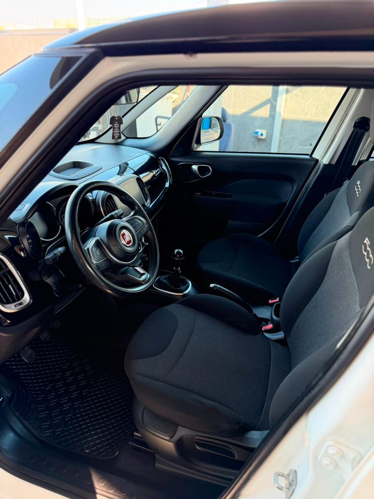 Fiat 500L 1.4 95 CV Cross