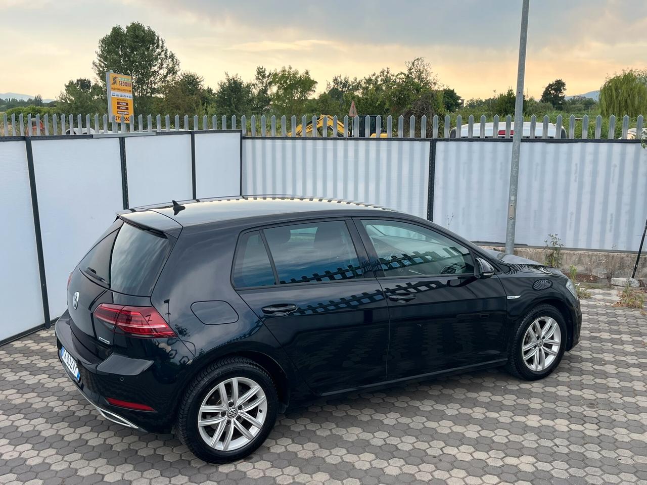 Volkswagen Golf 1.5 TGI DSG 5p. Executive BlueMotion Technology