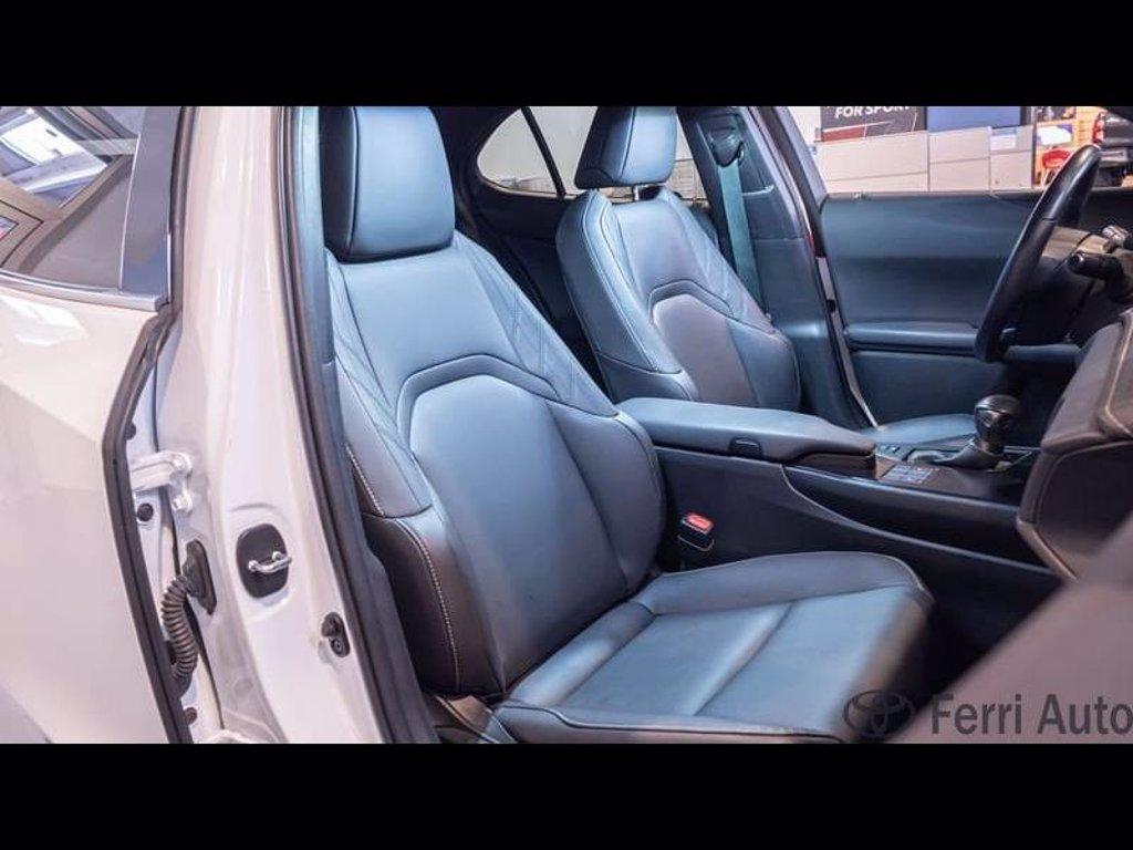 LEXUS Ux 250h 2.0 design 2wd cvt del 2022