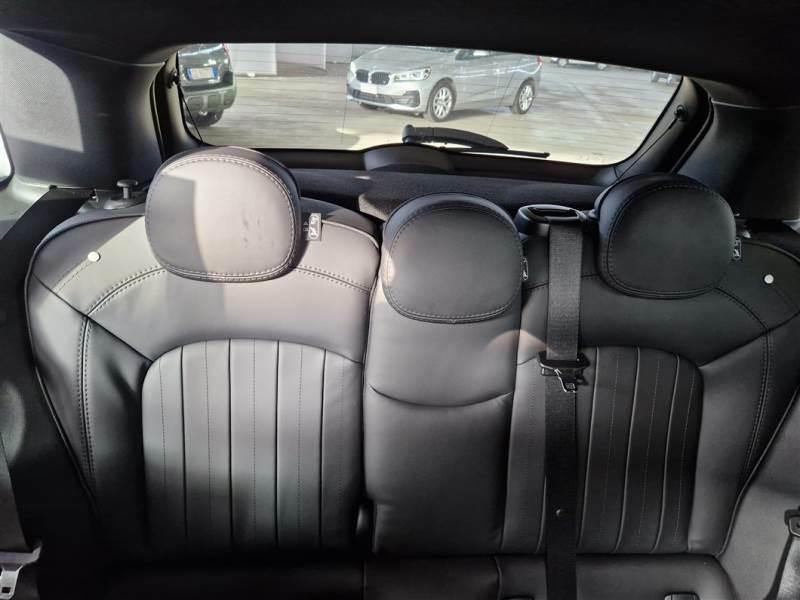 MINI COOPER RESOLUTE EDITION AUTO 5 PORTE BERLINA