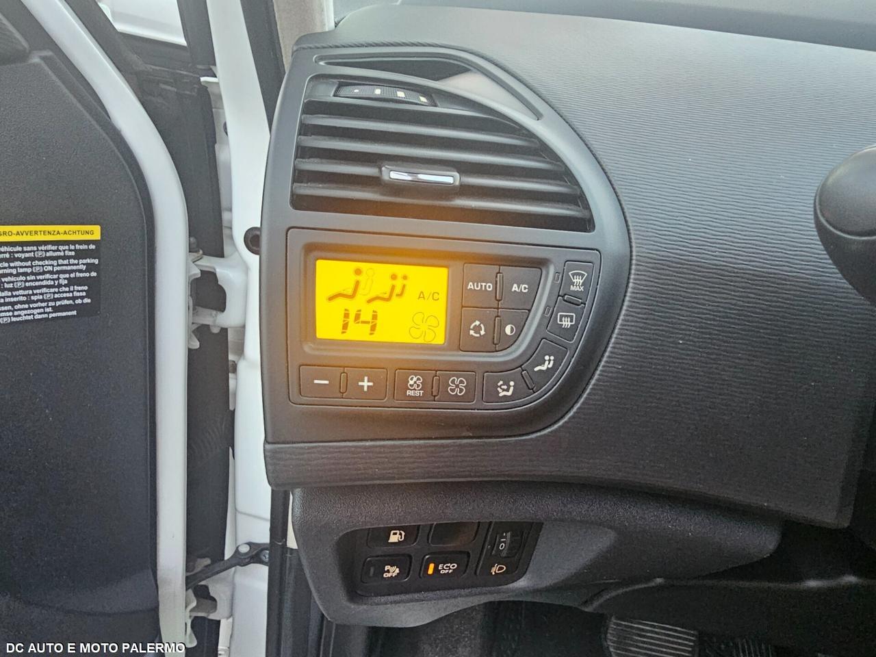 Citroen C4 Picasso 1.6 HDi 112CV..Automatica.2013