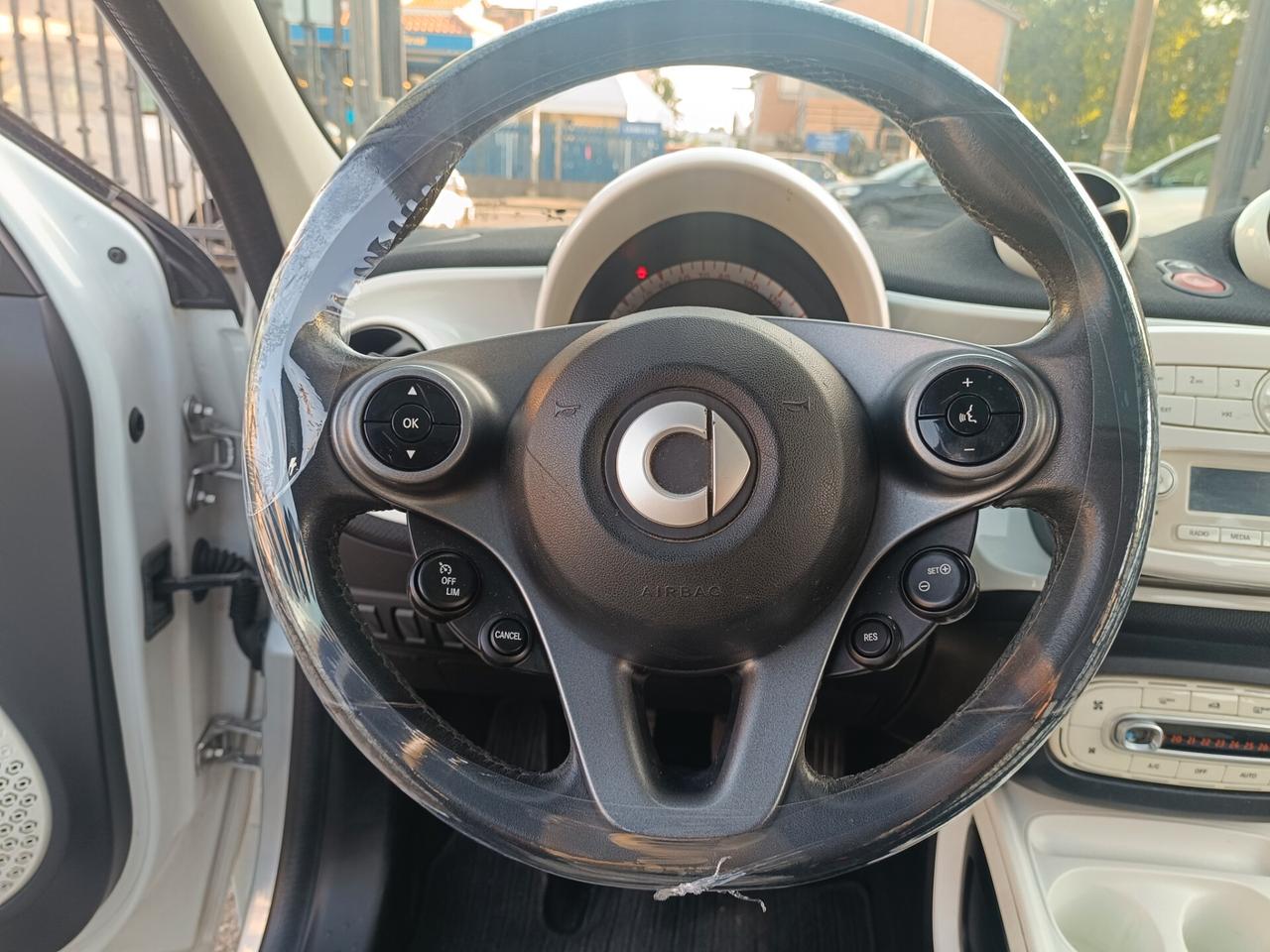 Smart ForFour 70 1.0 Youngster