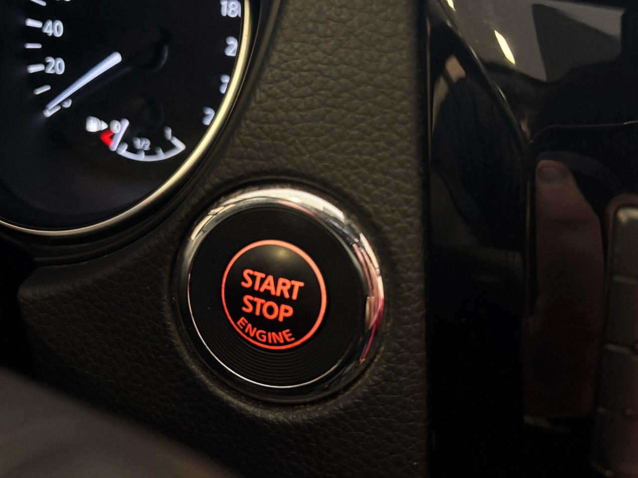 Nissan Qashqai 1.5 dci N-CONNECTA**TETTO**FULL