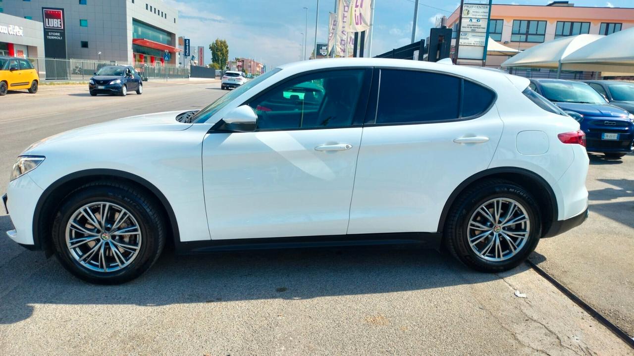Alfa Romeo Stelvio 2.2 Turbodiesel 190 CV AT8 Q4 Ti