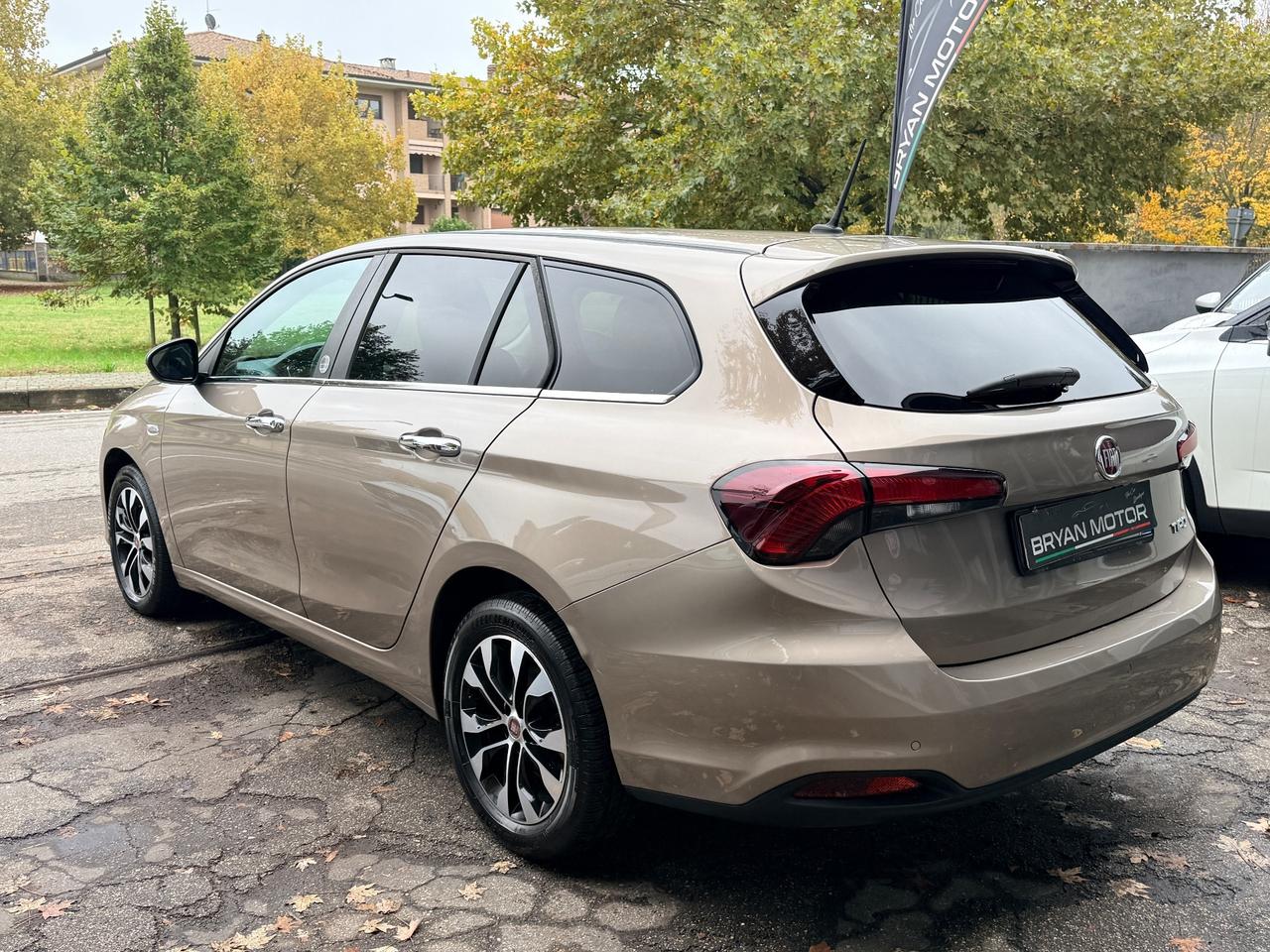 Fiat Tipo 1.6 Mjt S&S SW Mirror