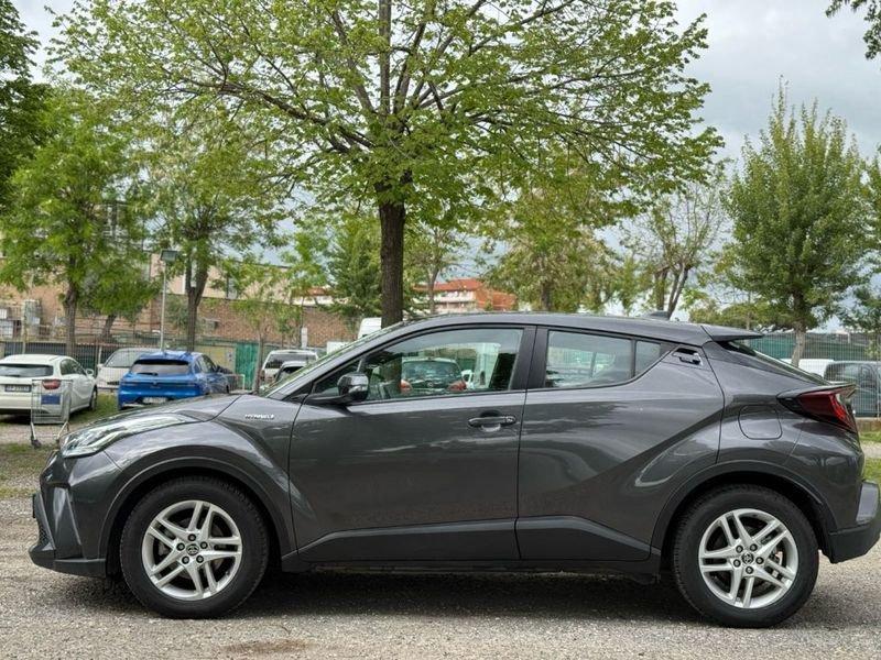 Toyota C-HR 1.8 Hybrid E-CVT Business