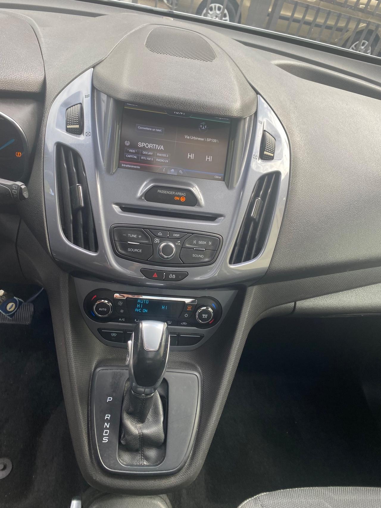 Ford Tourneo Connect 1.5 TDCi 120 CV Powershift Titanium