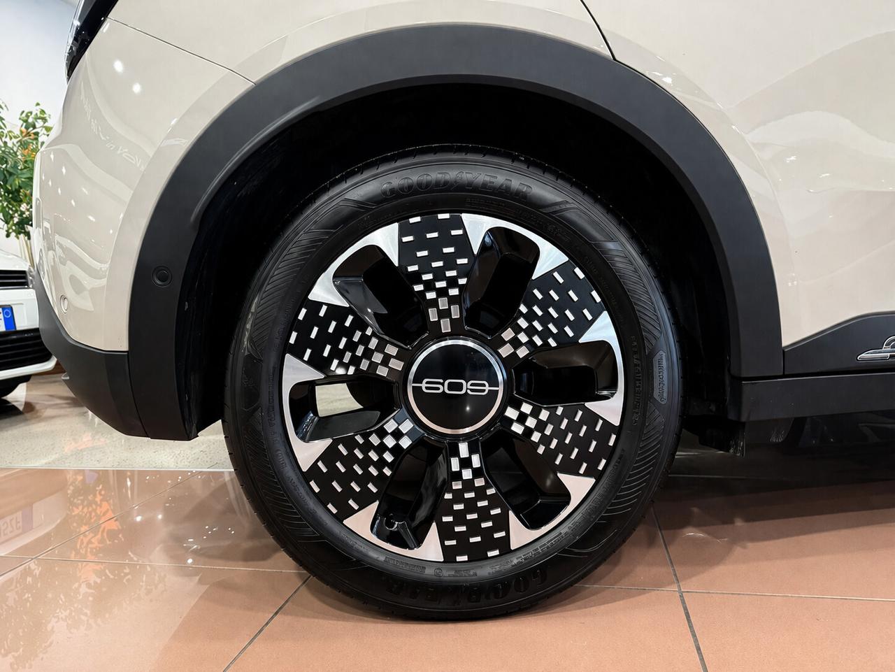 FIAT 600 1.2 HYBRID LA PRIMA