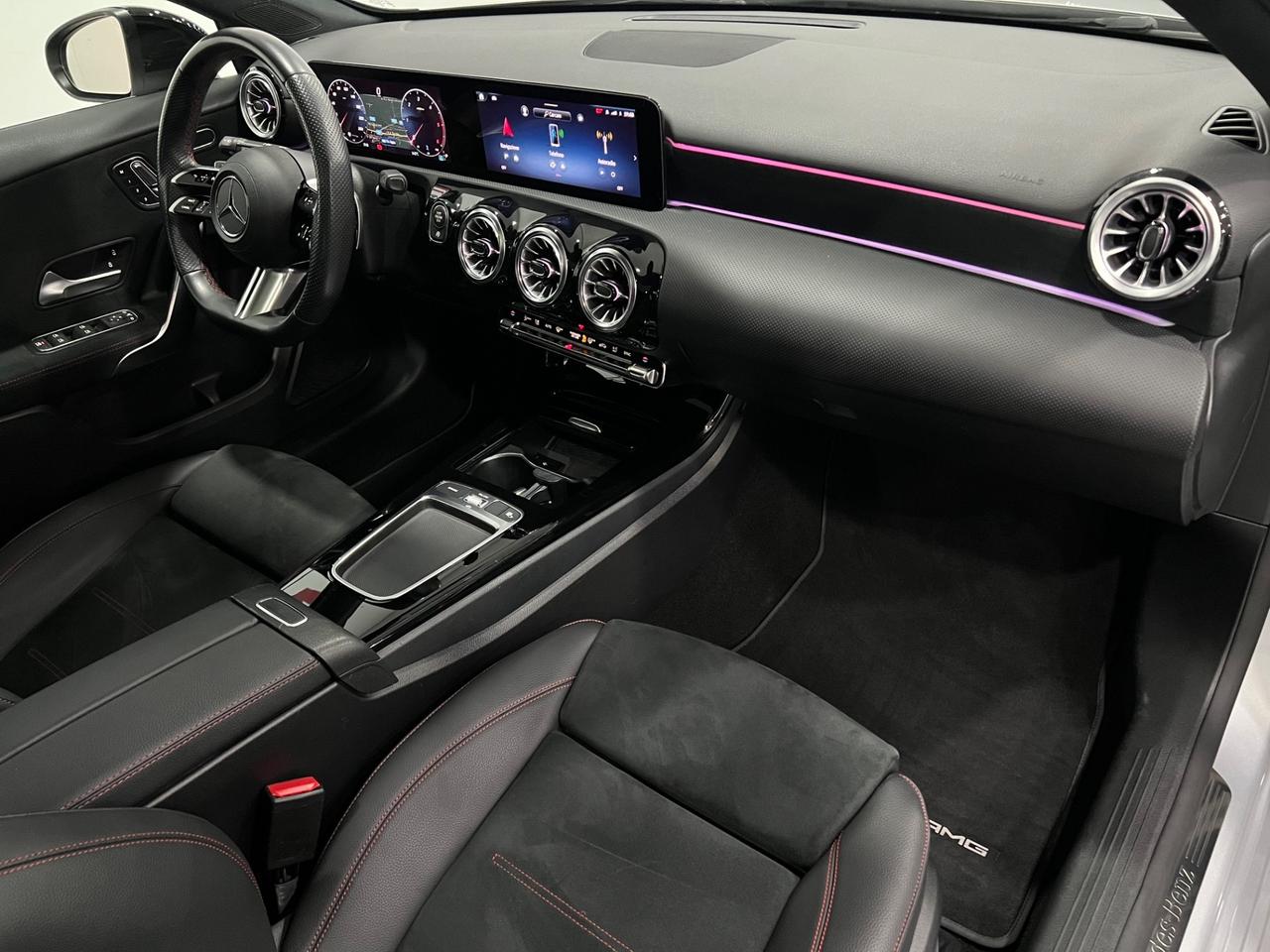 Mercedes Benz A180d Aut. AMG Line Premium 116 cv