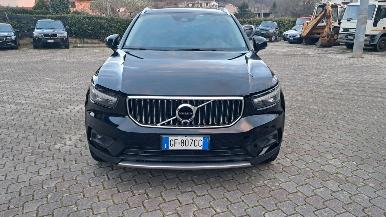 Volvo XC40 T4 Recharge Plug-in Hybrid R-design