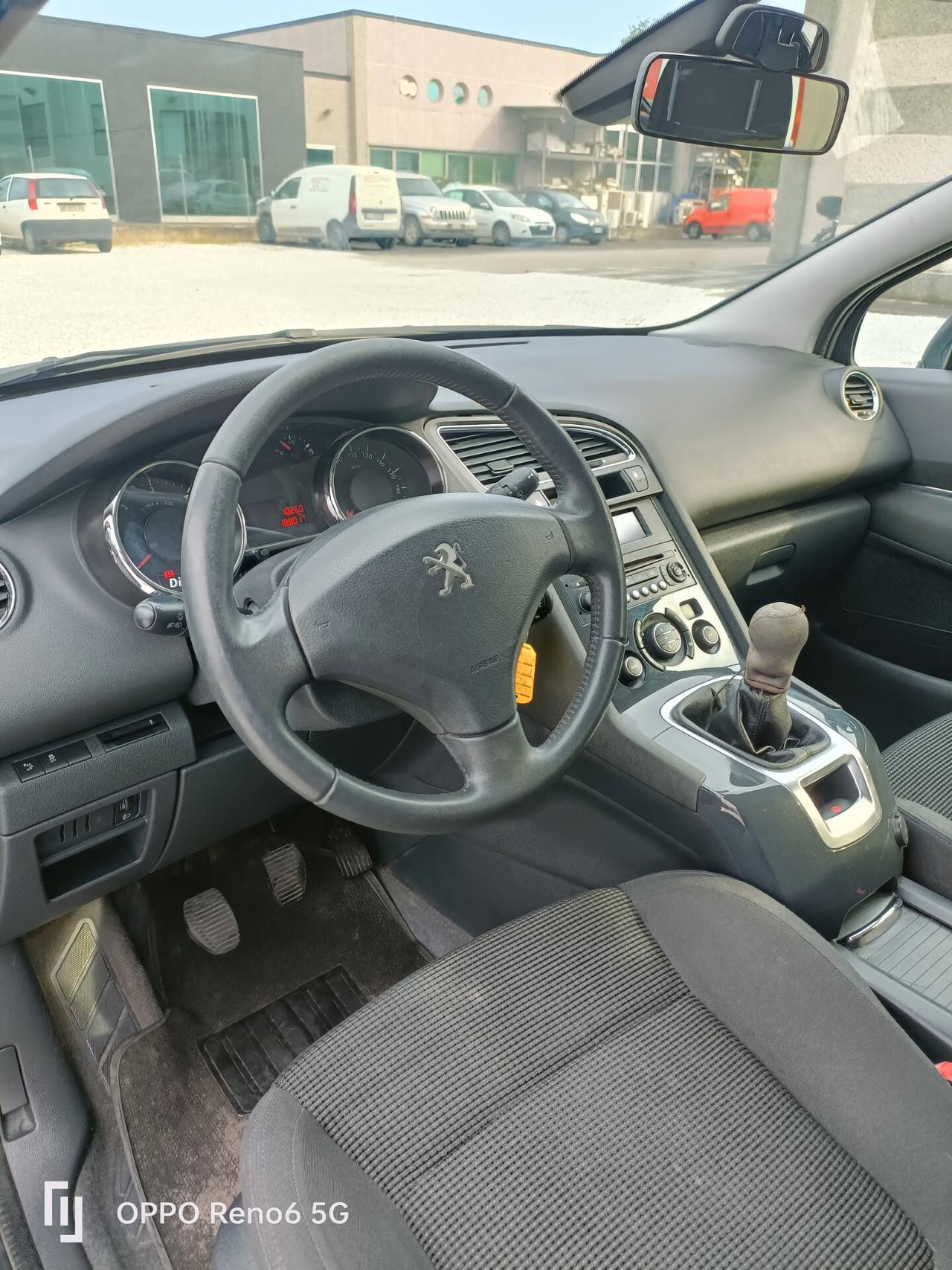 Peugeot 5008 BlueHDi 120 S&S Business