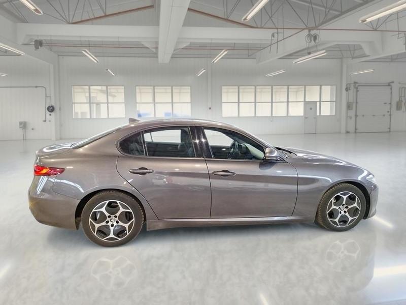 ALFA ROMEO GIULIA 2.2 TD 160 CV SUPER BUSINESS AT8 4 PORTE BERLINA