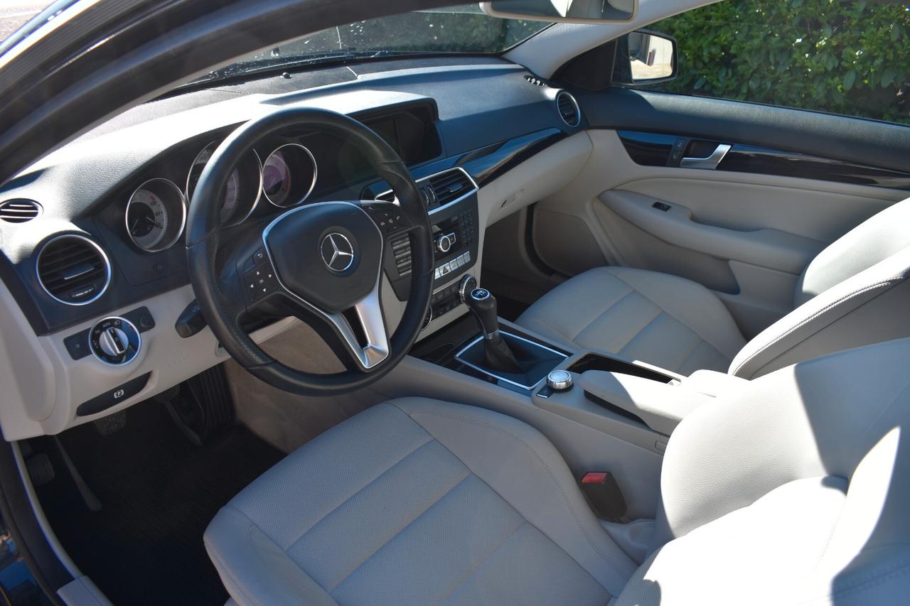 Mercedes-benz C 220 CDI Coupé 170cv Avantgarde