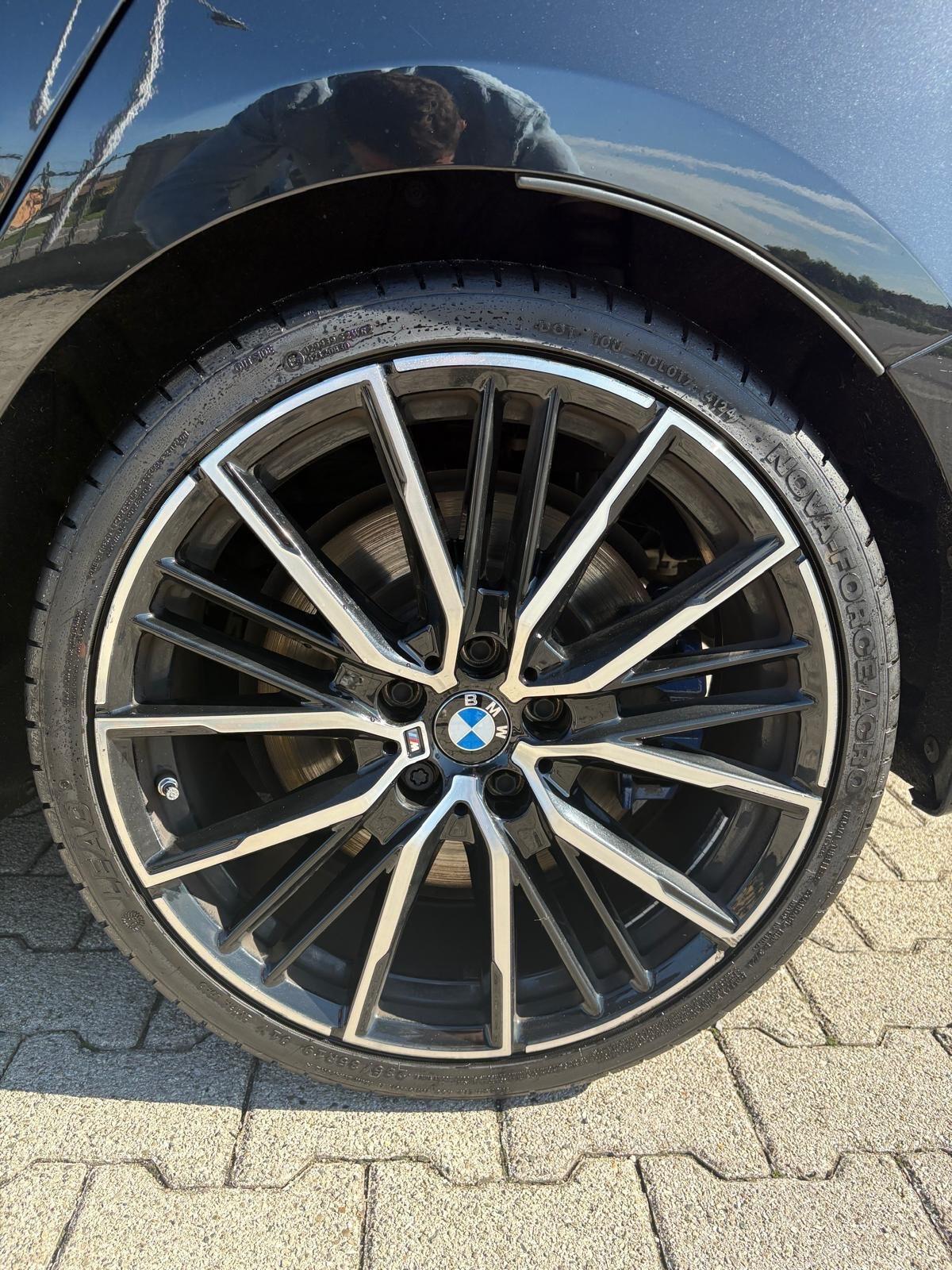 Bmw 135 M 135i xDrive Colorvision Edition