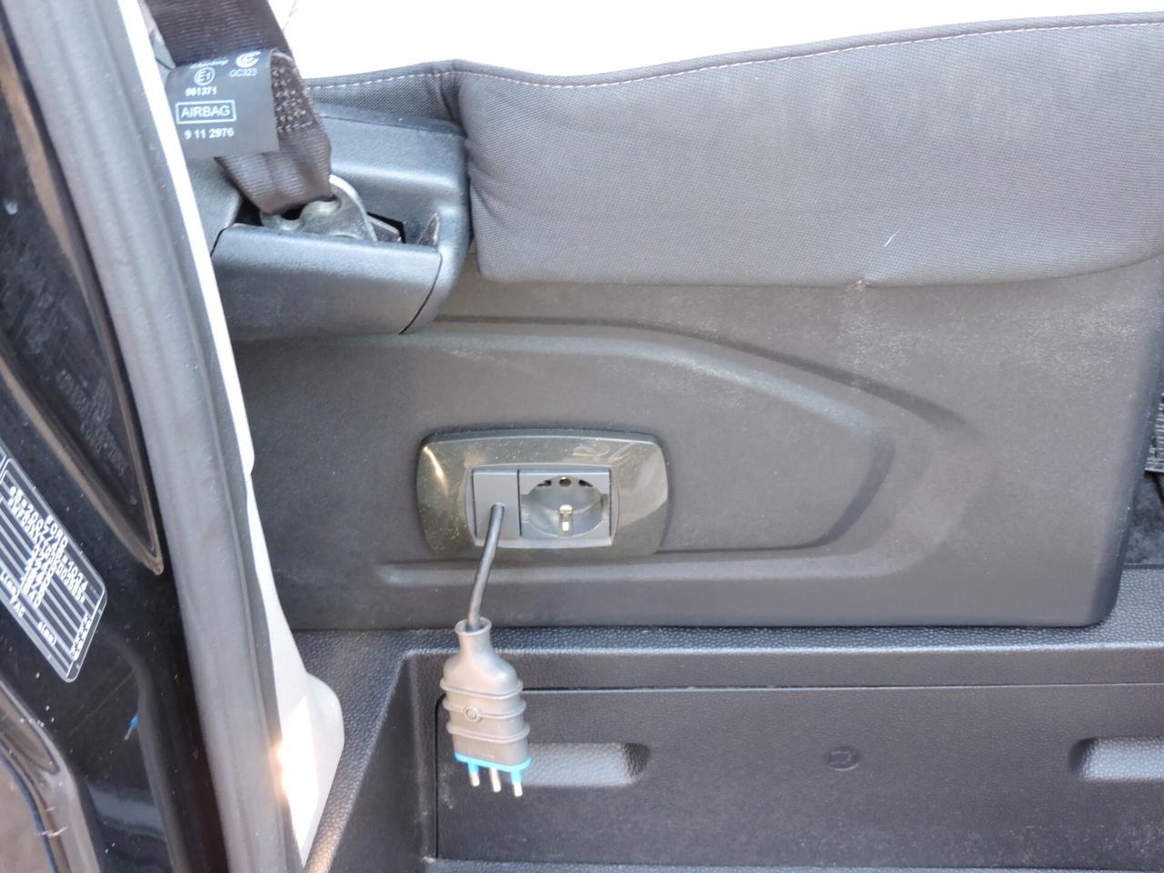 Ford Tourneo Custom 310 2.0 TDCi 130CV PC Titanium auomatico