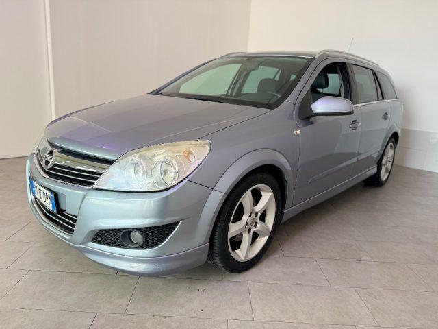 OPEL Astra 1.6 16V VVT Station Wagon Easytronic Cosmo