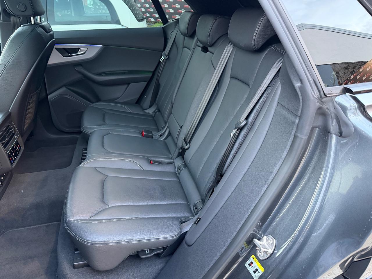 Audi Q8 SUV TDI quattro 210 kW tiptronic S line edition TETTO