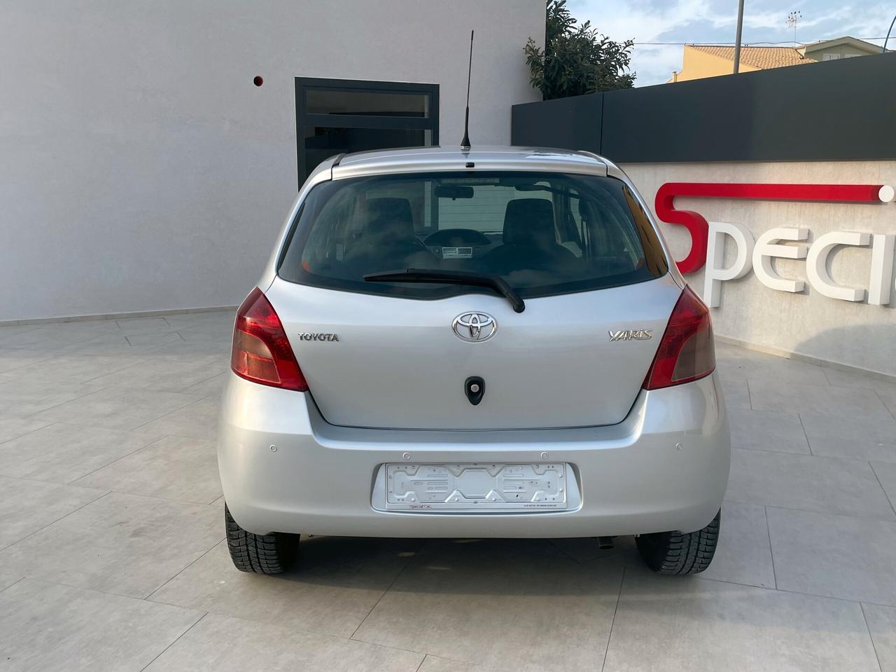 Toyota Yaris 1.3 5 porte