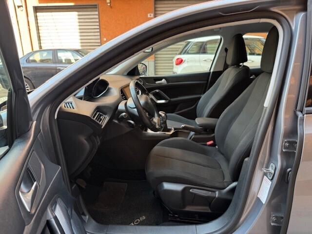 Peugeot 308 1.6 HDi Diesel 100CV - Berlina 2016