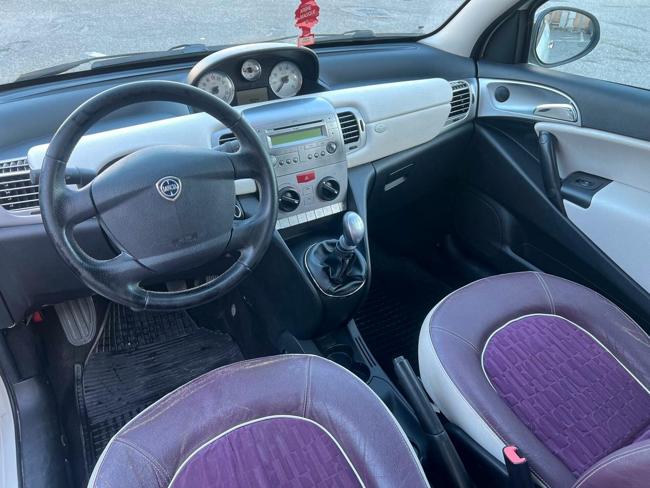 Lancia Ypsilon 1.2 Elle