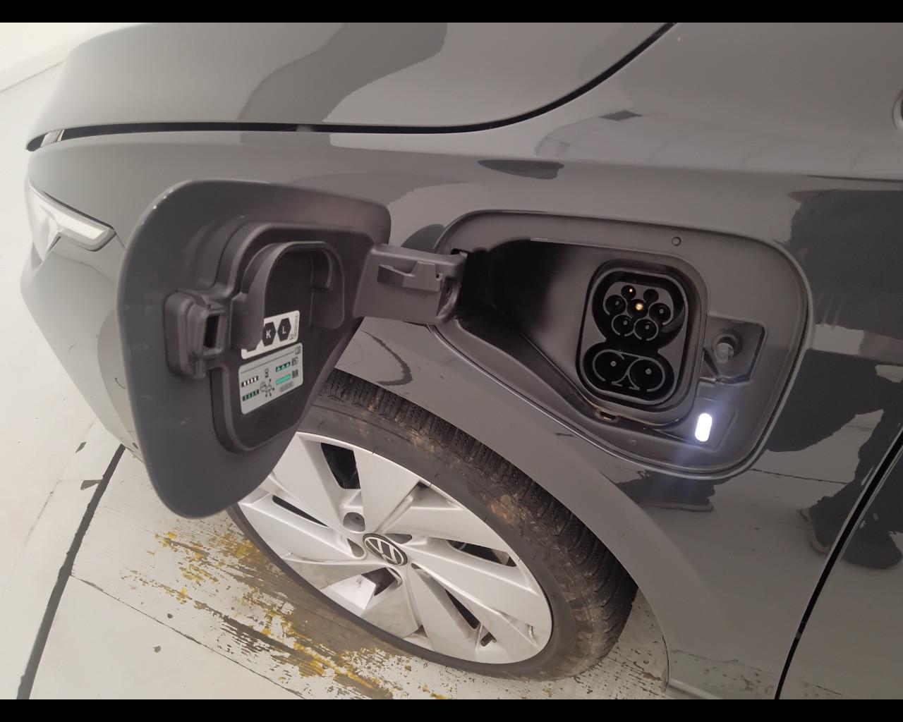 VOLKSWAGEN Golf VIII 2024 - Golf 1.5 tsi ehybrid Style 204cv dsg