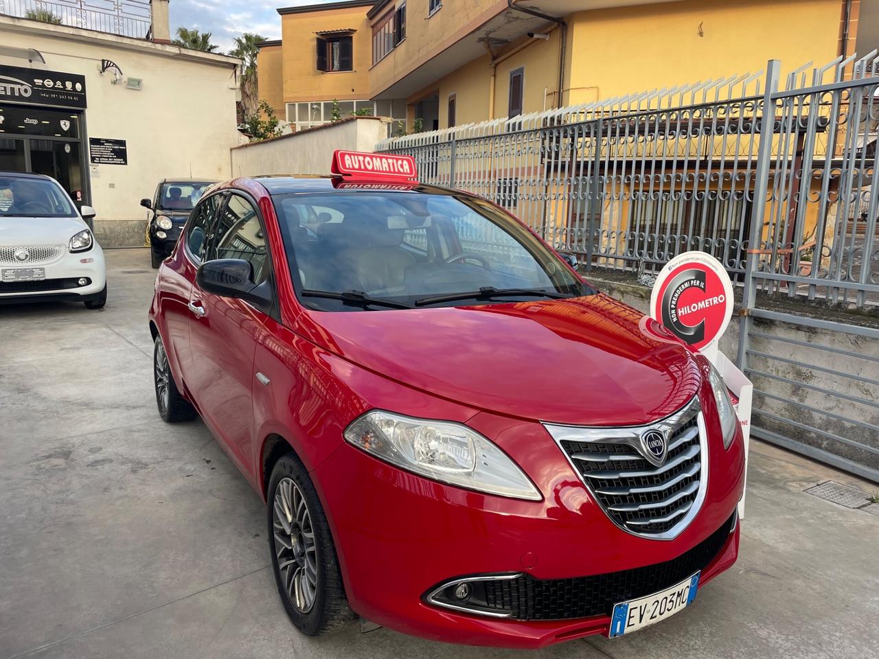 Lancia Ypsilon 0.9 TwinAir 85 CV 5 porte S&S DFN Platinum
