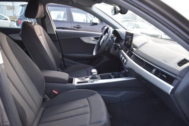 AUDI A4 Avant 35 TFSI S tronic Business *NAVIGATORE*