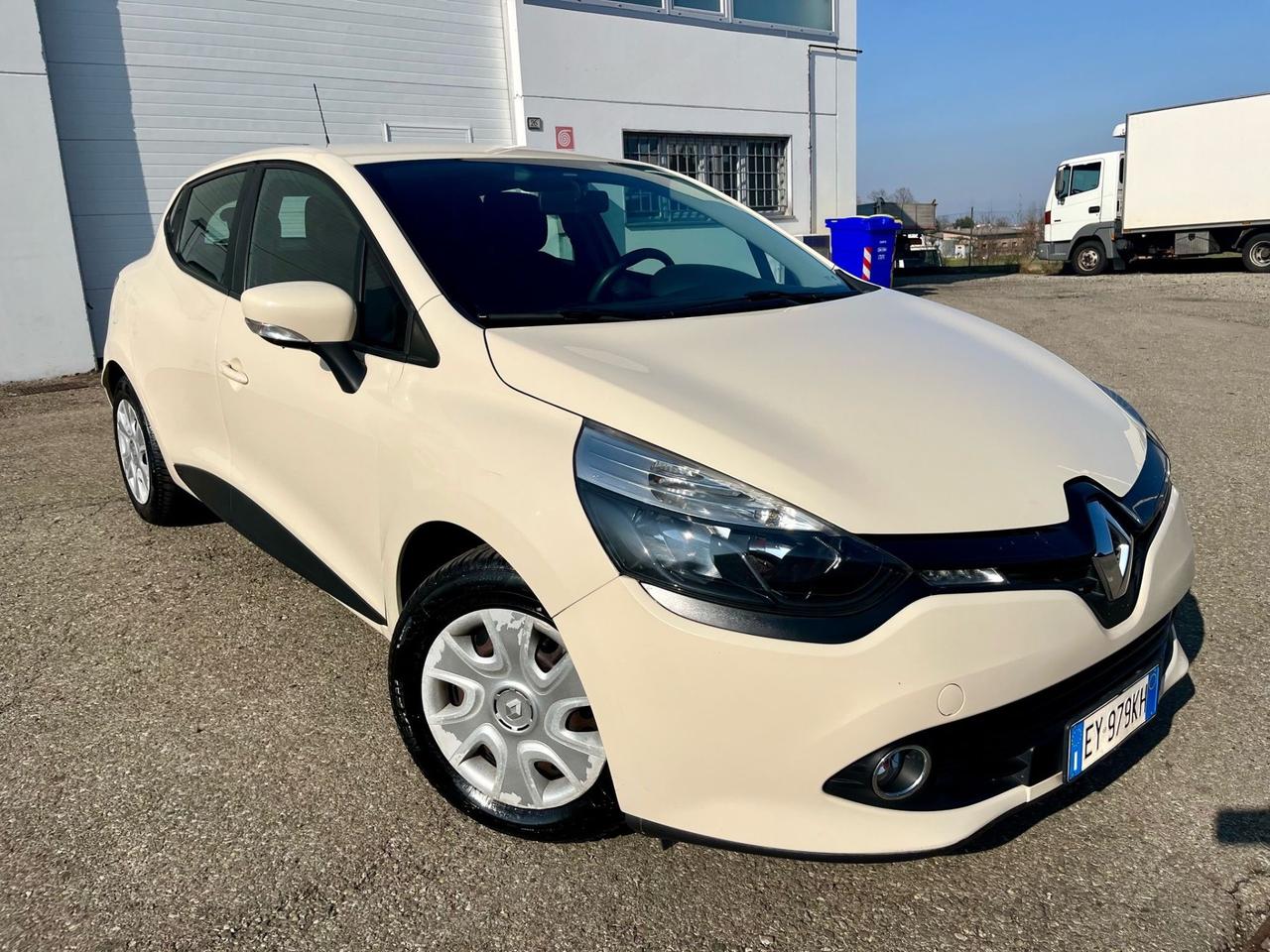 Renault Clio 1.2GPL 2015 157.000km perfetta per neopatentati