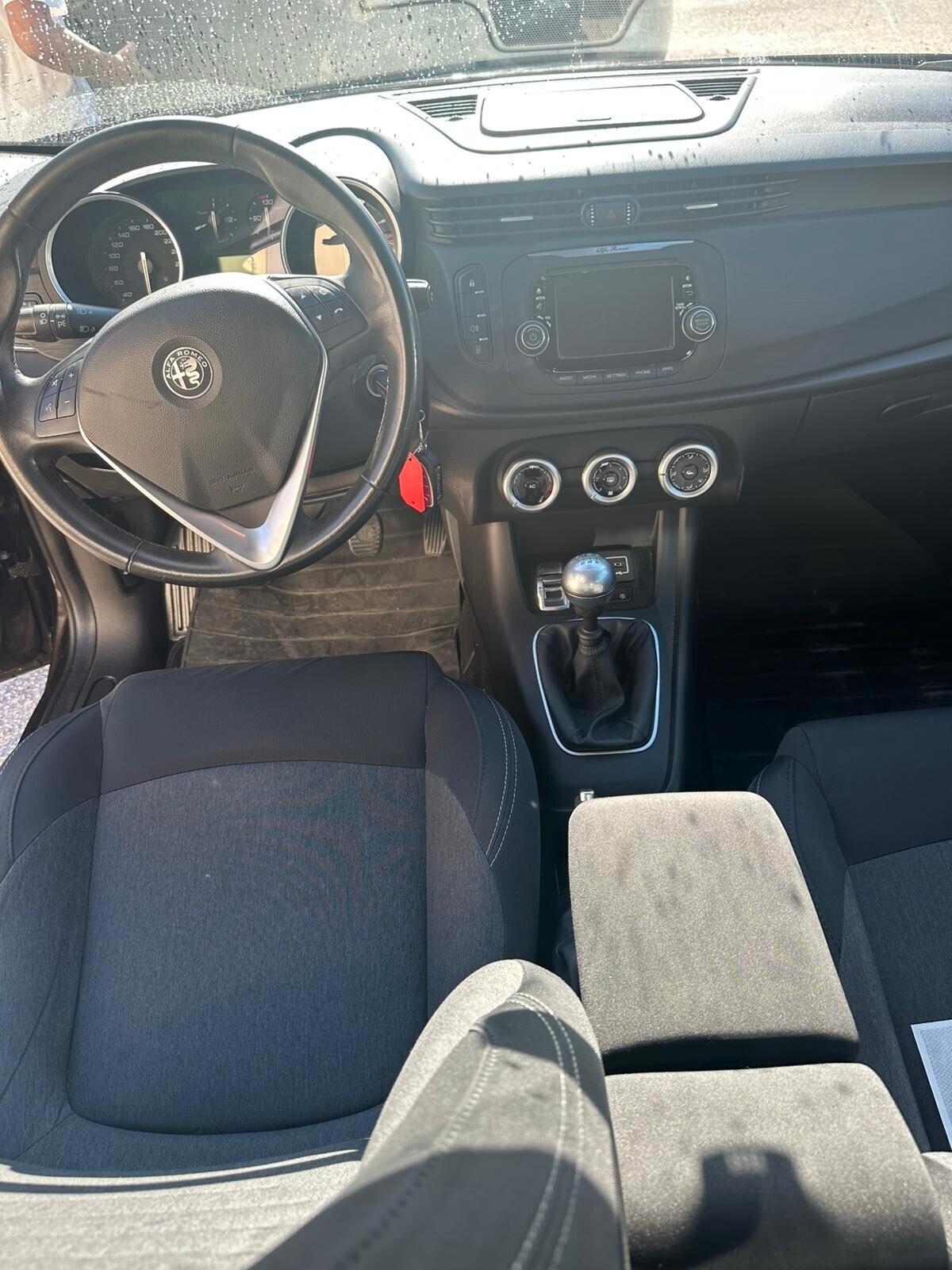 Alfa Romeo Giulietta DIESEL MARZO 2018 FULL OPTIONAL 66MILAKM