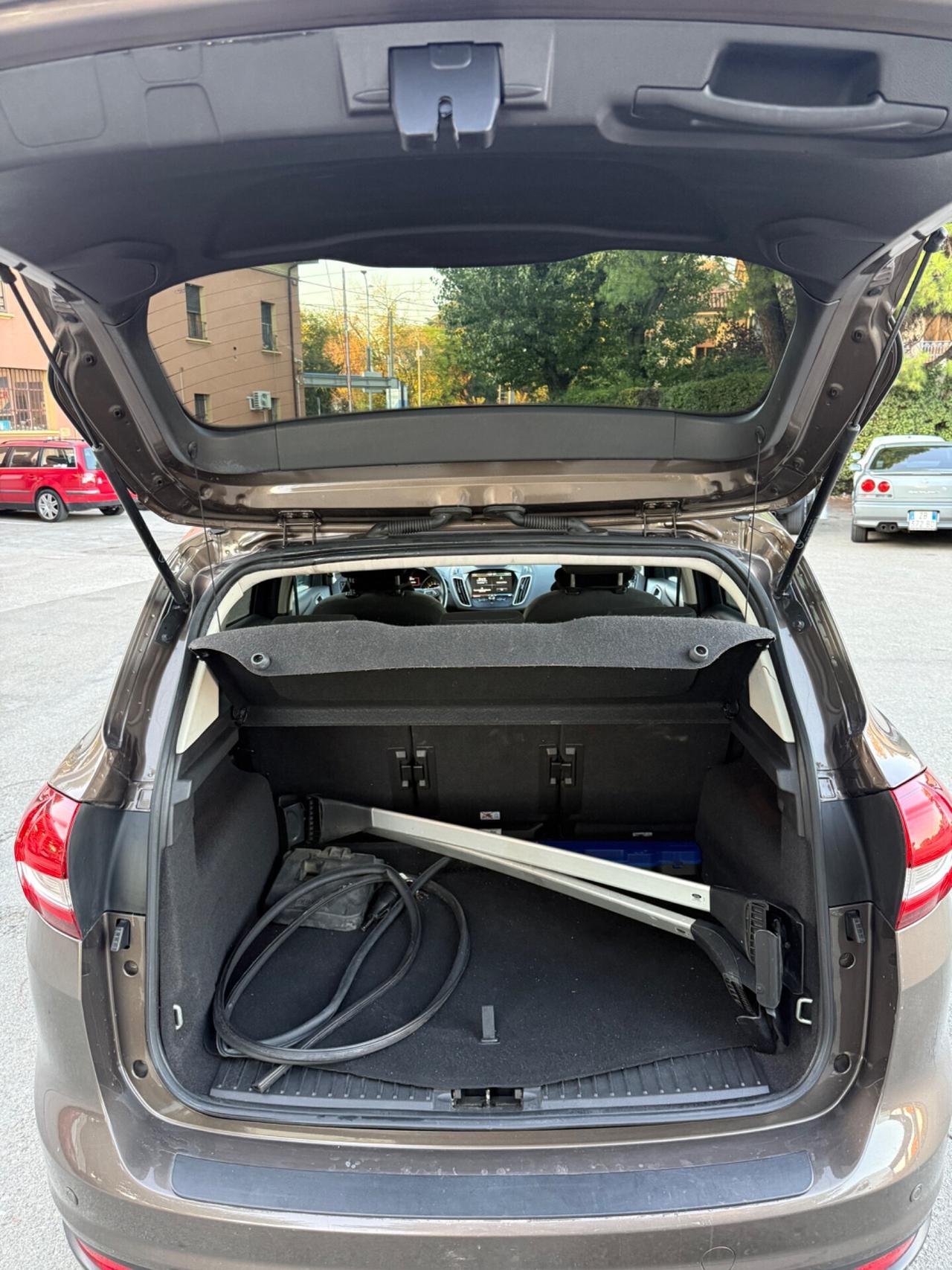 Ford C-Max 1.6 120CV GPL Titanium