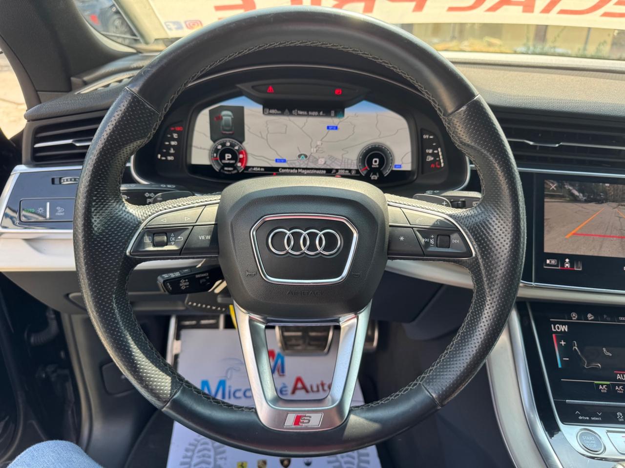 AUDI Q8 45 TDI 231 CV S-LINE MATRIX TETTO FULL IVA
