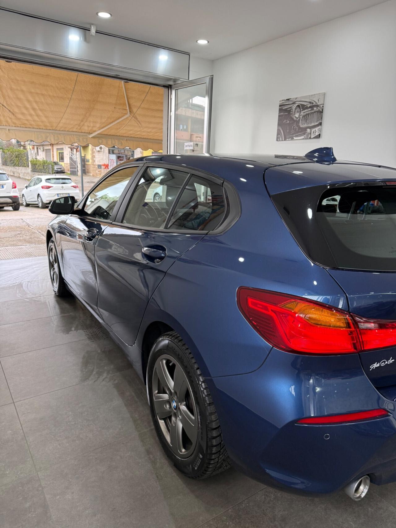 Bmw 116 116d 5p. Sport uni proprietario 15-10- 2020