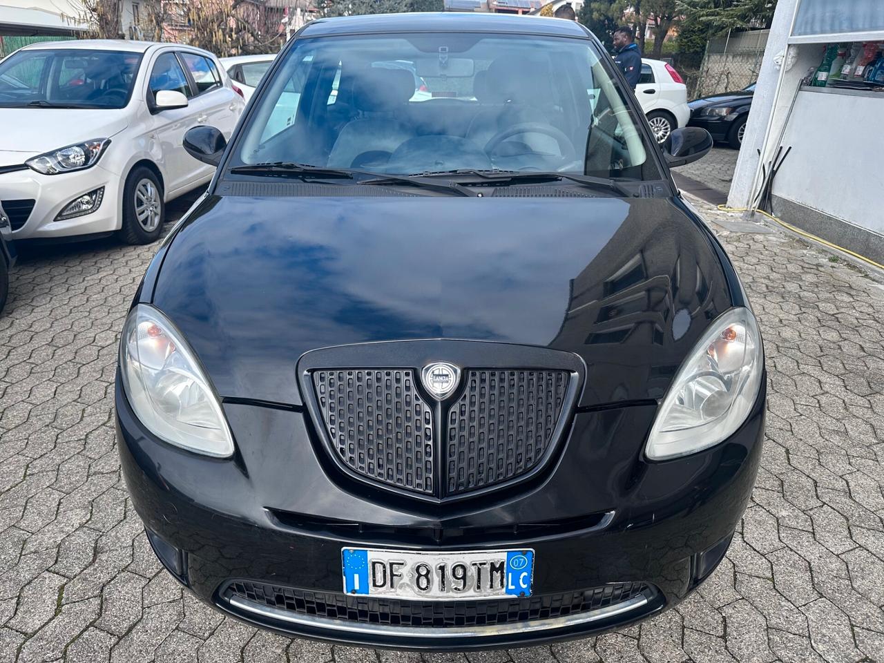 Lancia Ypsilon 1.2 Argento